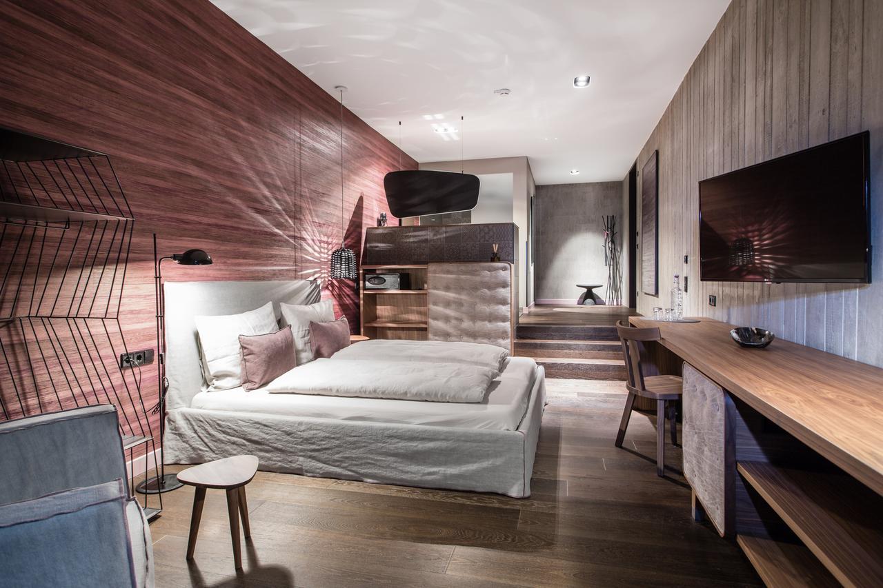 Senses Violett Suites - Adults Only Zell am See Zewnętrze zdjęcie