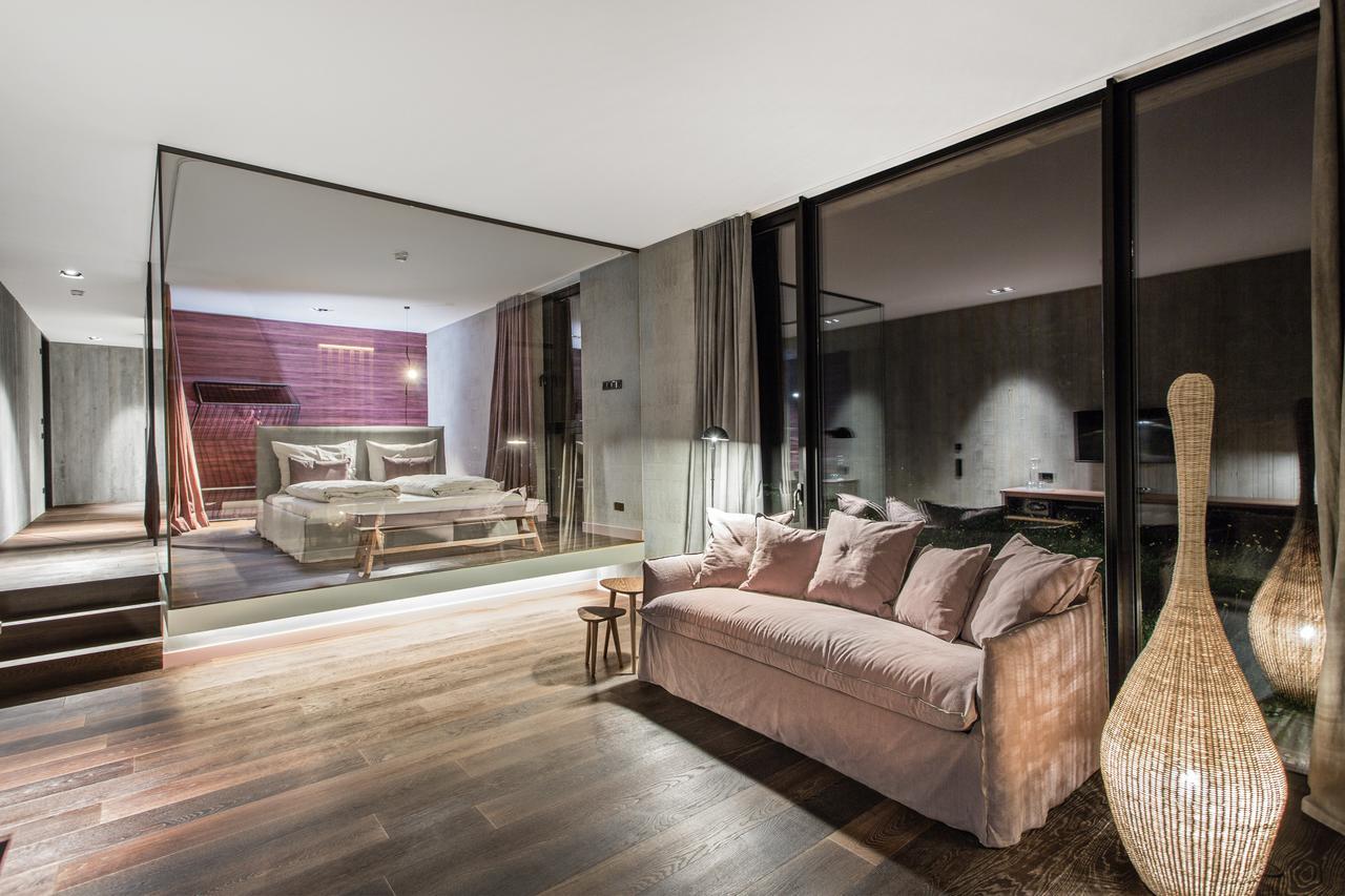 Senses Violett Suites - Adults Only Zell am See Zewnętrze zdjęcie